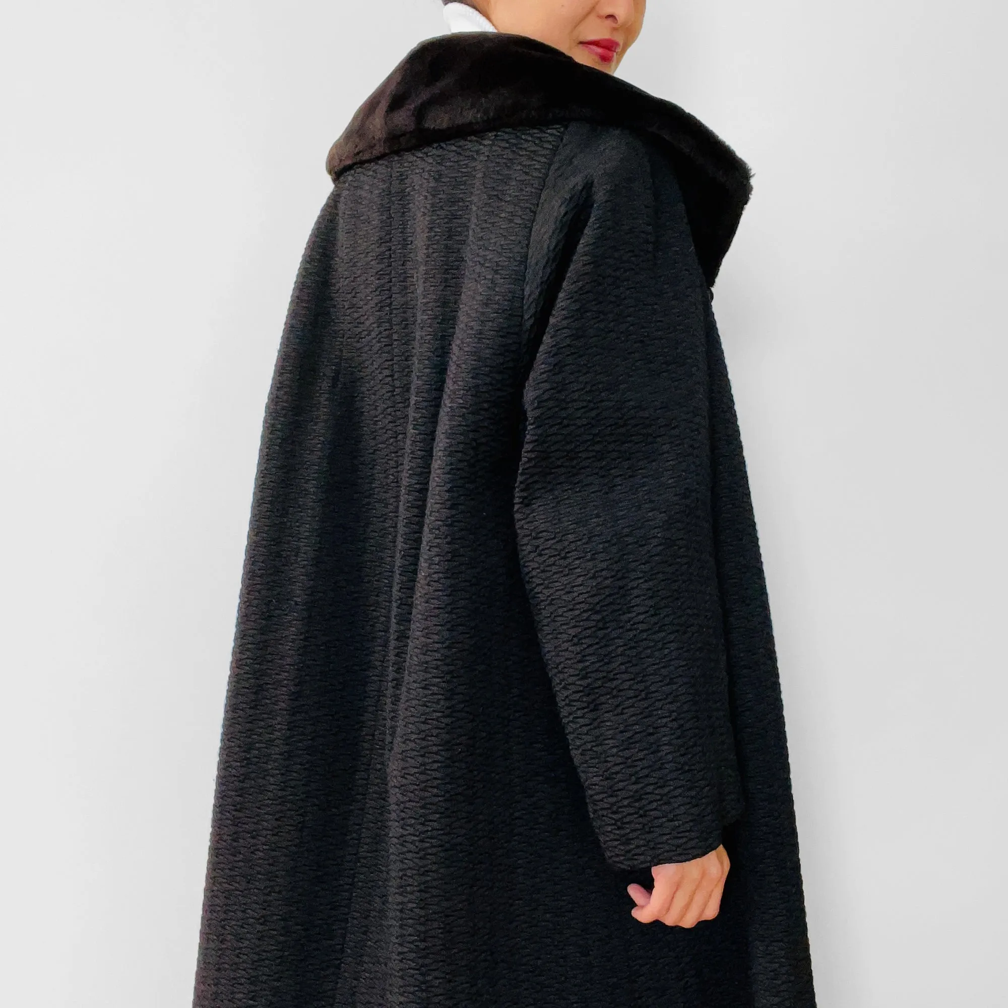 1960s Faux-Fur Dark Brown Textured Coat