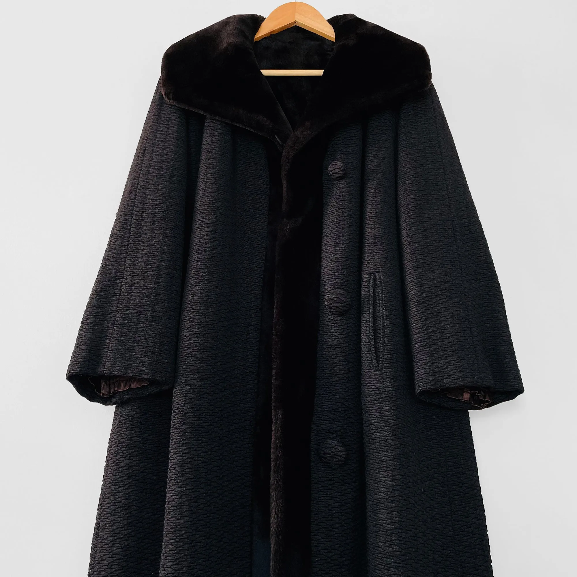 1960s Faux-Fur Dark Brown Textured Coat