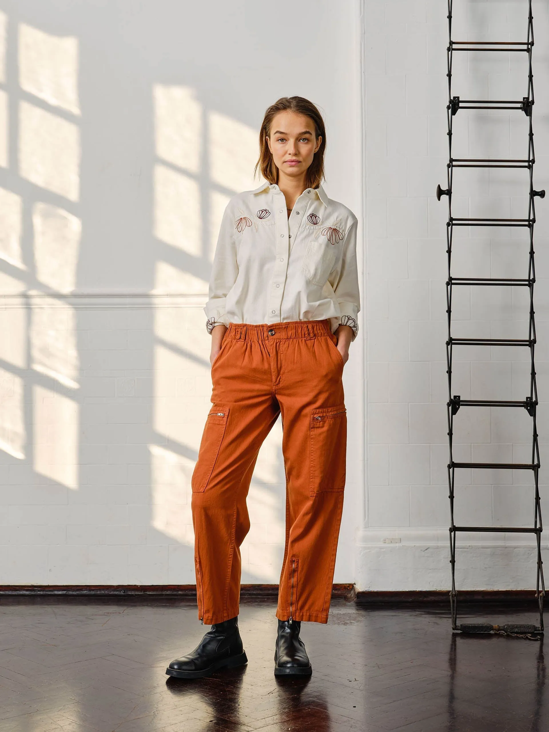 Amelia pant in caramel