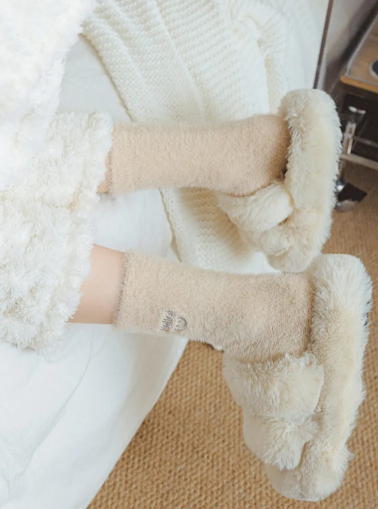 Gohobi Hello Smiling Mink Fleece Socks